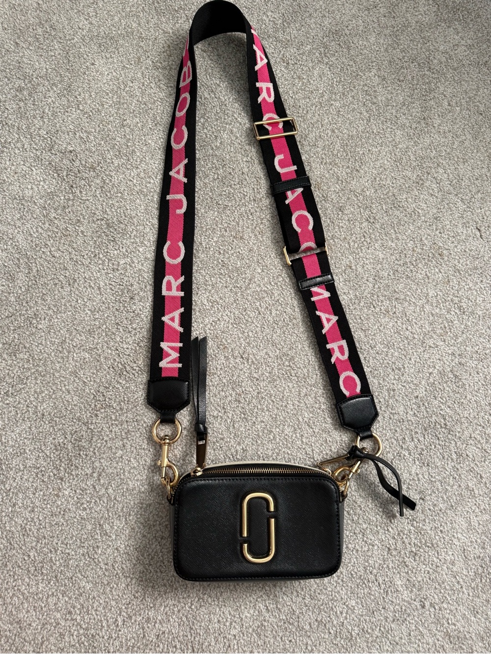 Marc Jacobs Black Snapshot Camera Bag with Pink Logo Strap